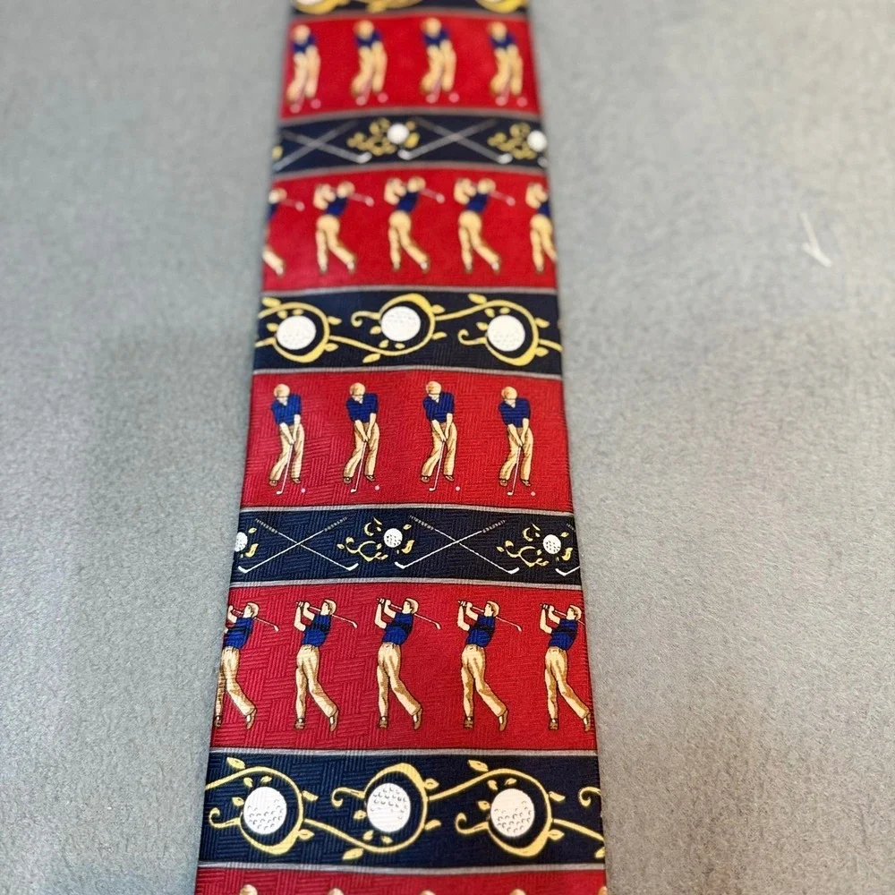 Woodward Vintage Red Silk‎ Golf Tie Novelty Golfer Sports Theme Necktie